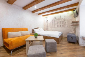 Гостиница Apartament on Rynok Square 3  Львов